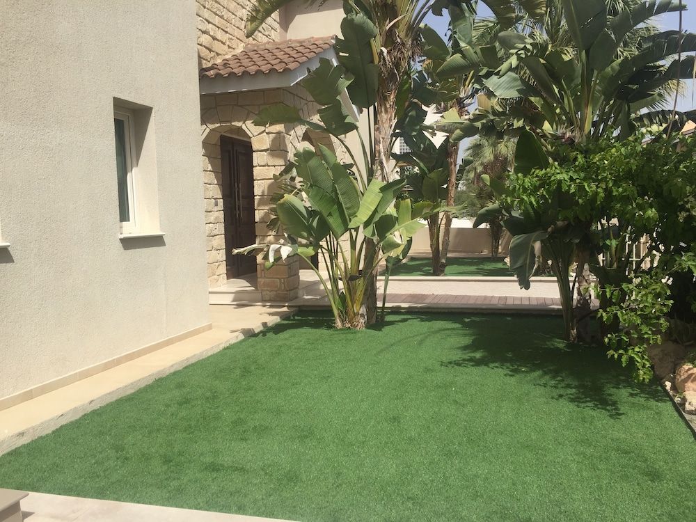 undefined villa kristia 4