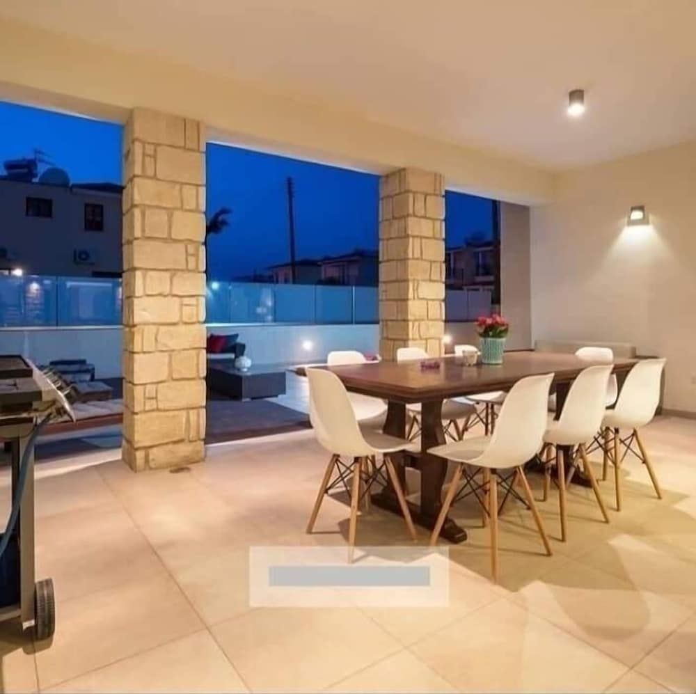 undefined villa kristia 5