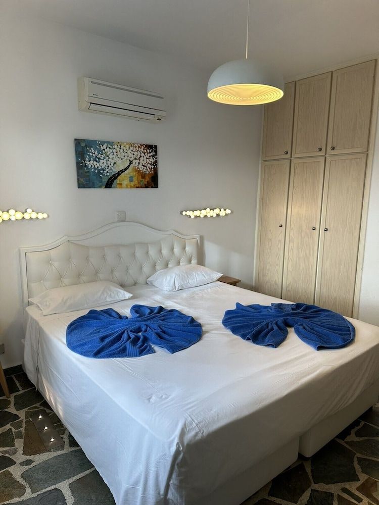 undefined Tasmaria 4