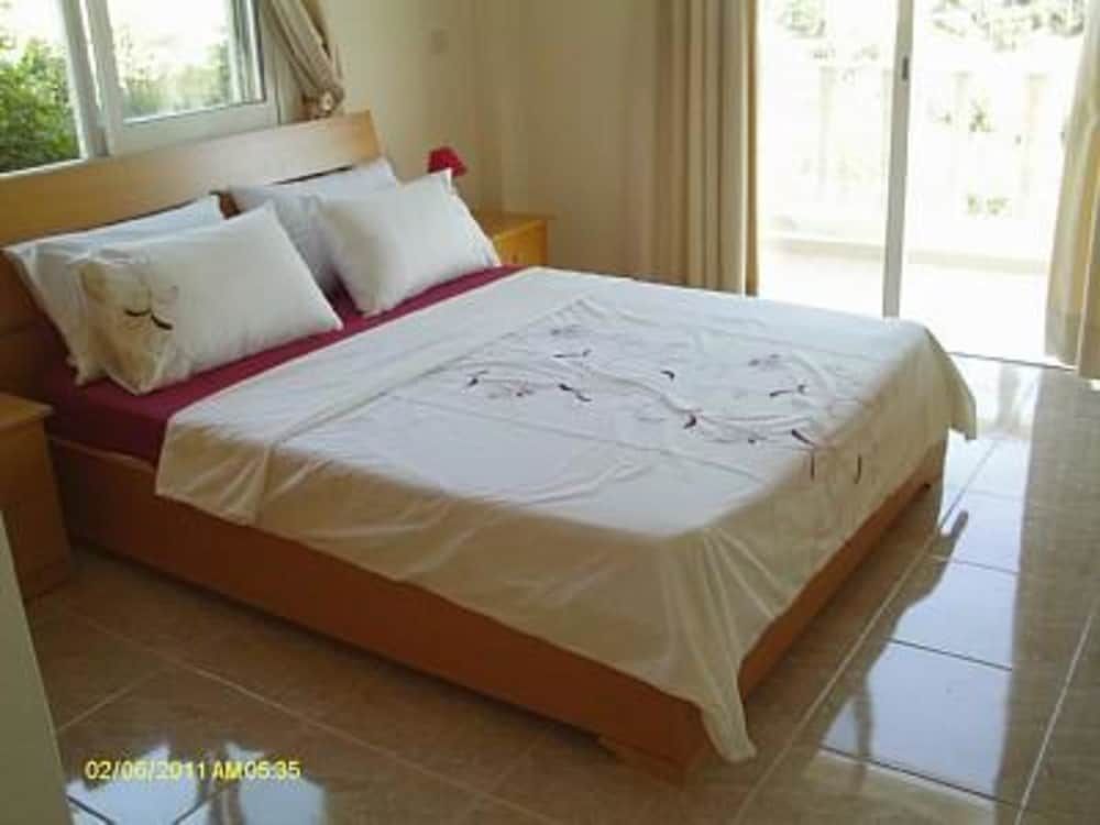 undefined 3 Bed Villa 10 Minutes Drive From Beautiful Beach 3