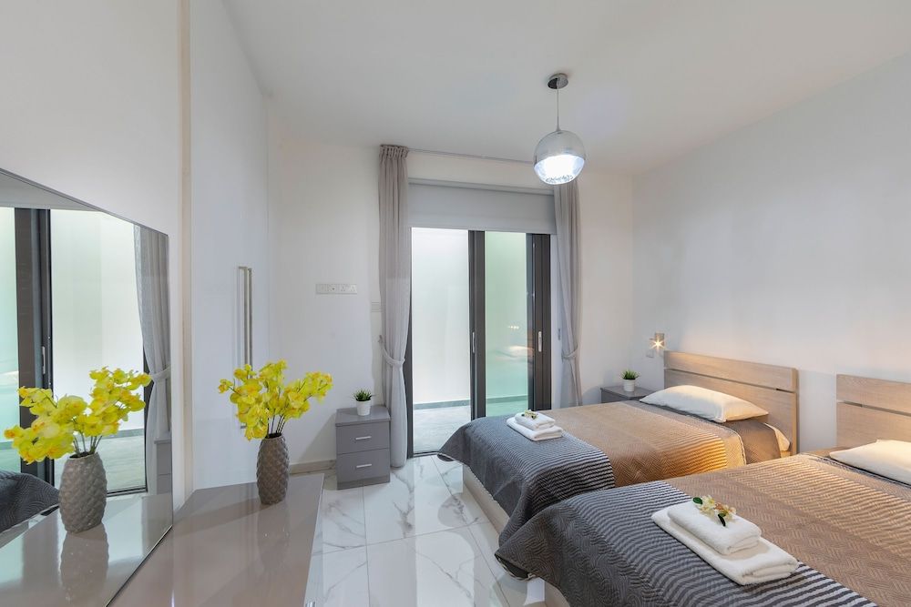 Villa Andromeda Sea Caves Luxury Villa 4