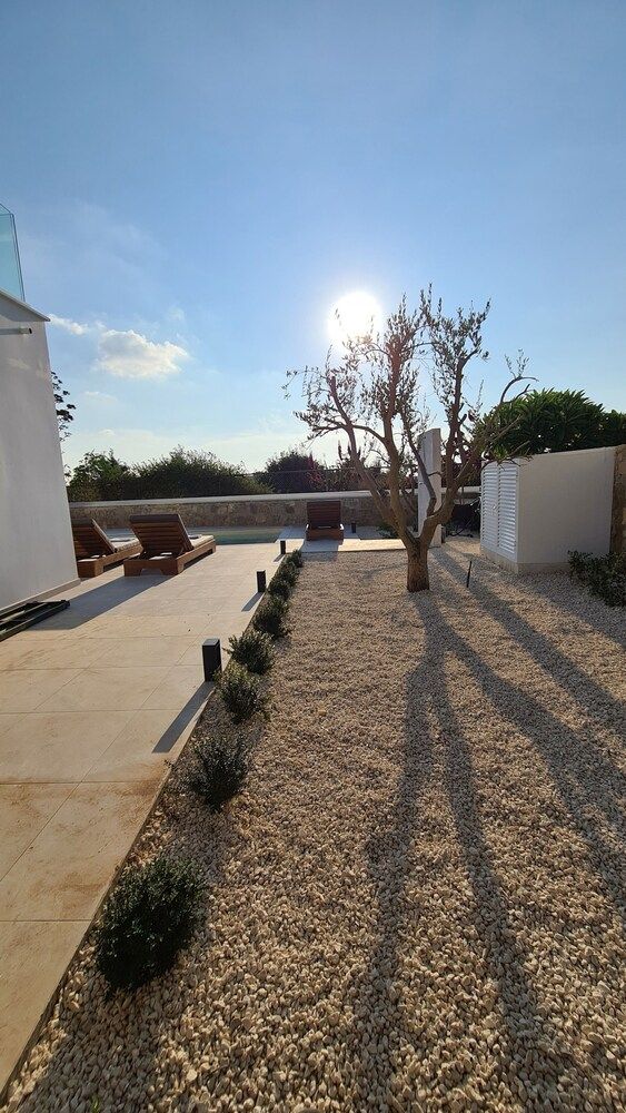 undefined Phaedrus Living Seaview Luxury Villa Venus 006 10