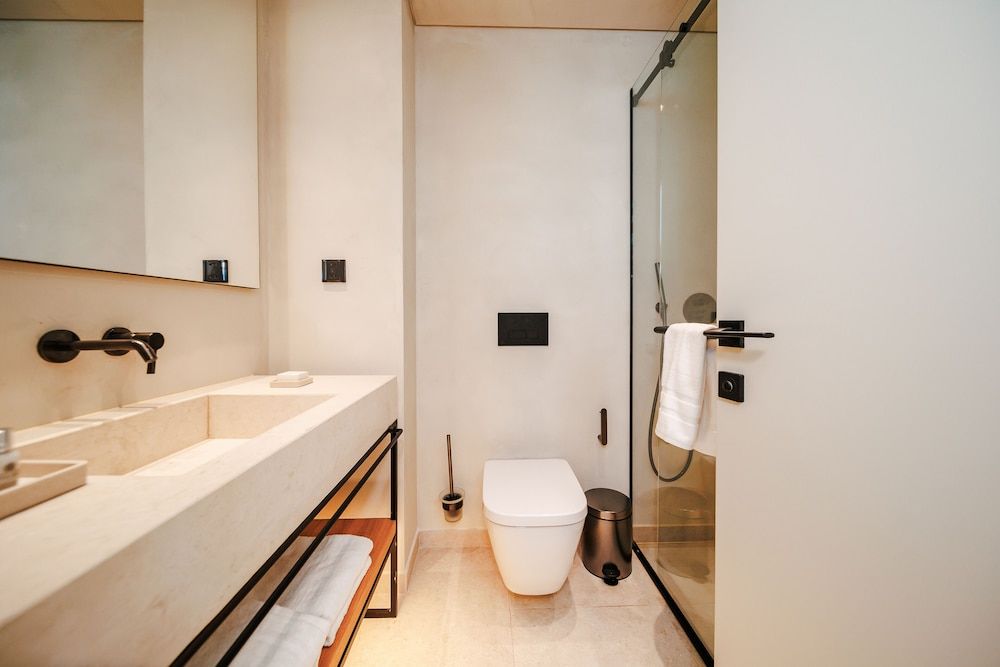 M Boutique Hotel - Designed for Adults Magnolia Superior Room No Balcony 6