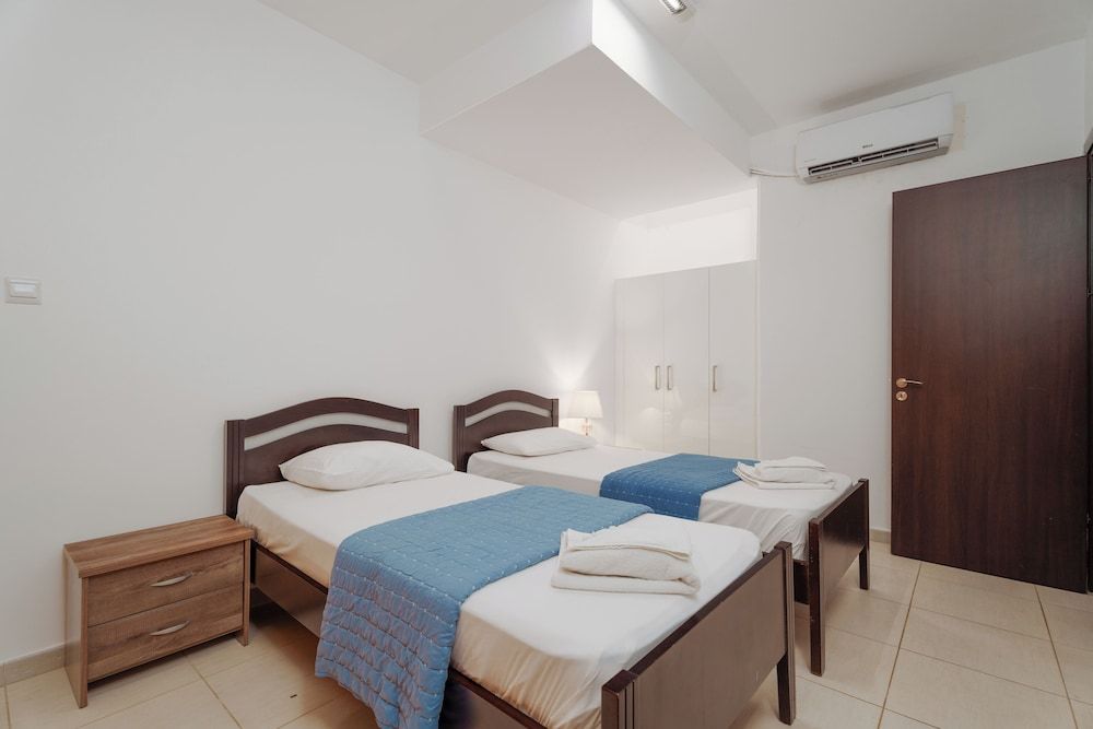 Seafront Protaras Luxury Resort Villa, Hot Tub (No.7) 6