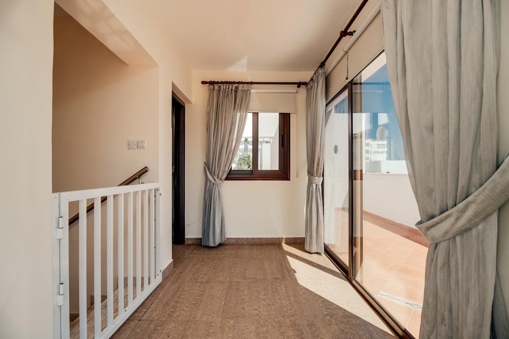 Seafront Protaras Luxury Resort Deluxe Villa (No.10) 6