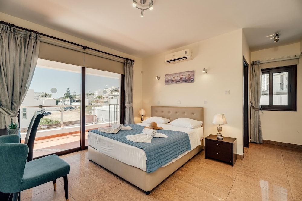 Seafront Protaras Luxury Resort Deluxe Villa (No.10)