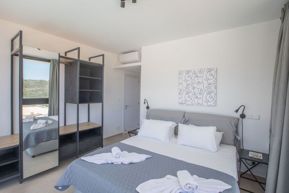 Villa, 5 Bedrooms, Private Pool, Garden View