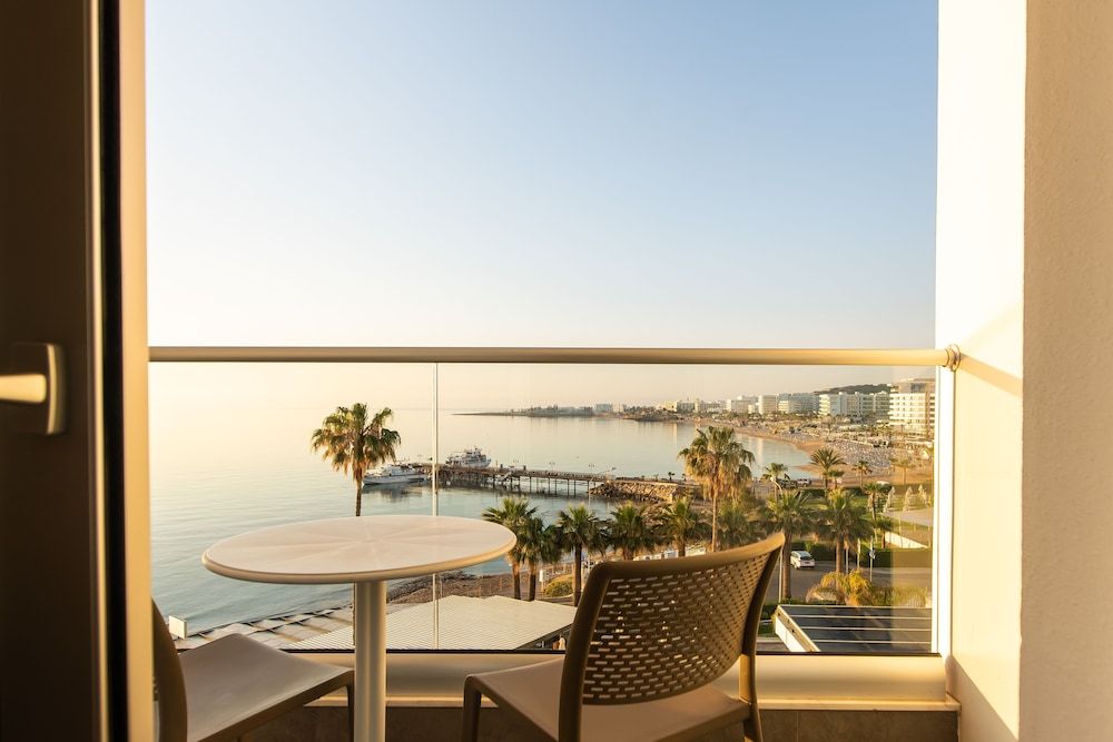Evalena Beach Hotel Double or Twin Room, Sea View 8