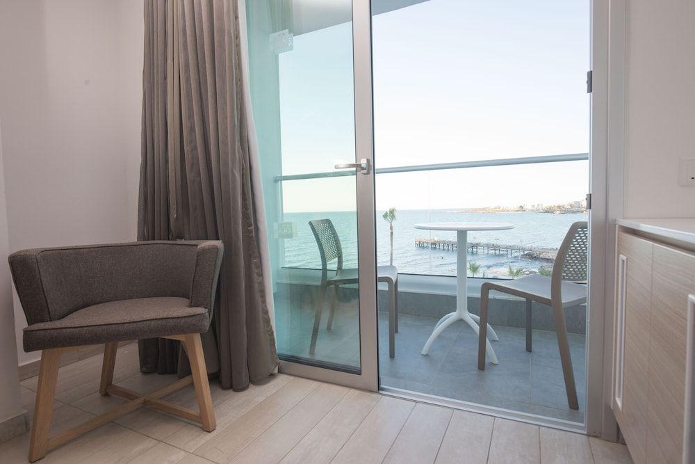 Evalena Beach Hotel Double or Twin Room, Sea View 6