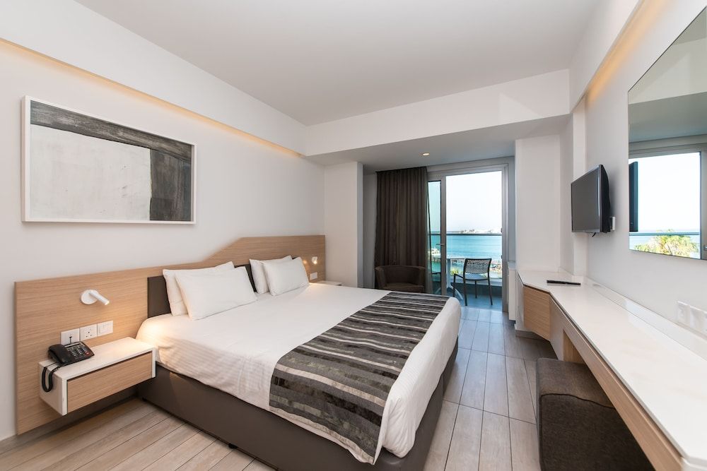 Evalena Beach Hotel Double or Twin Room, Sea View 3