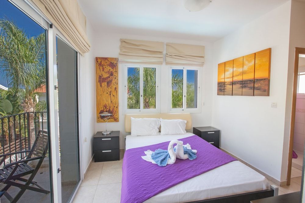 Villa, 3 Bedrooms, Balcony, Garden View