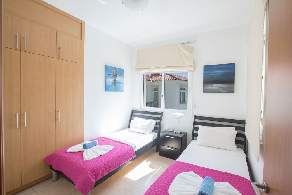 Villa, 3 Bedrooms, Balcony, Garden View