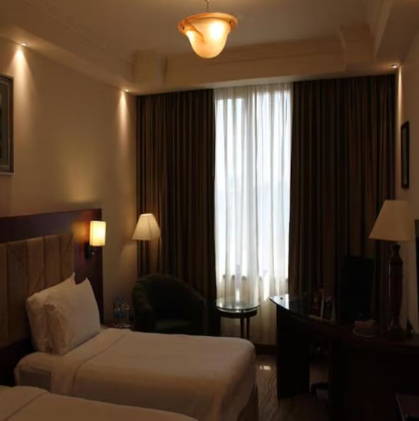 The Accord Metropolitan Superior Twin 2