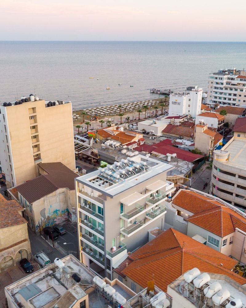 undefined The Habitat Mediterraneo 6