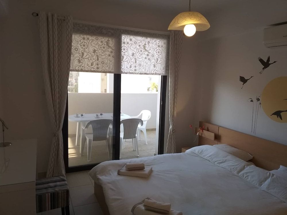undefined Horizon Luxury Apartment 4 9