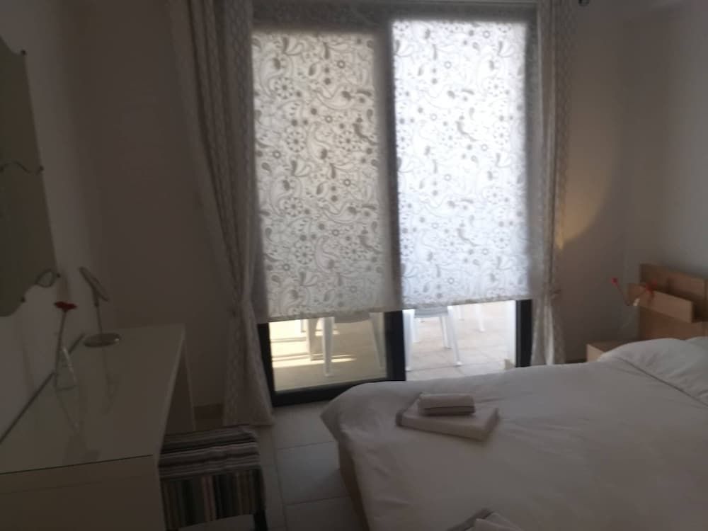 undefined Horizon Luxury Apartment 4 2