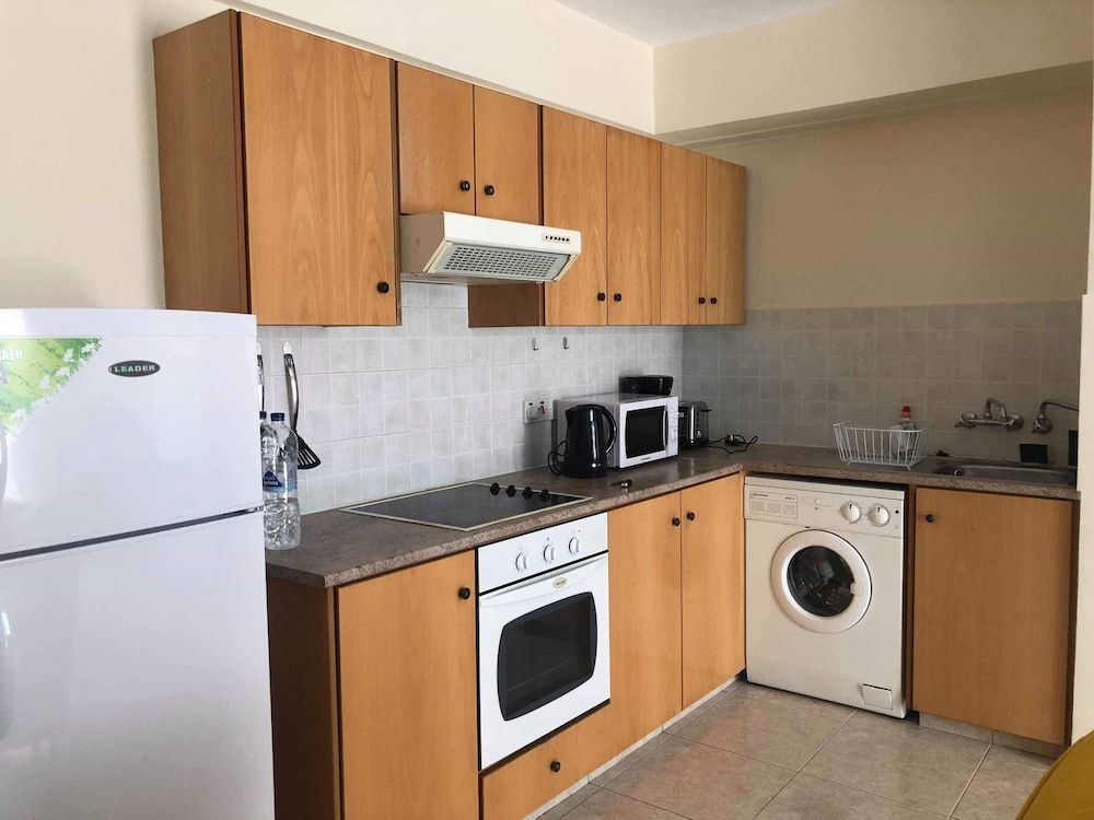 undefined 1 Bedroom Apartment near Beach 7