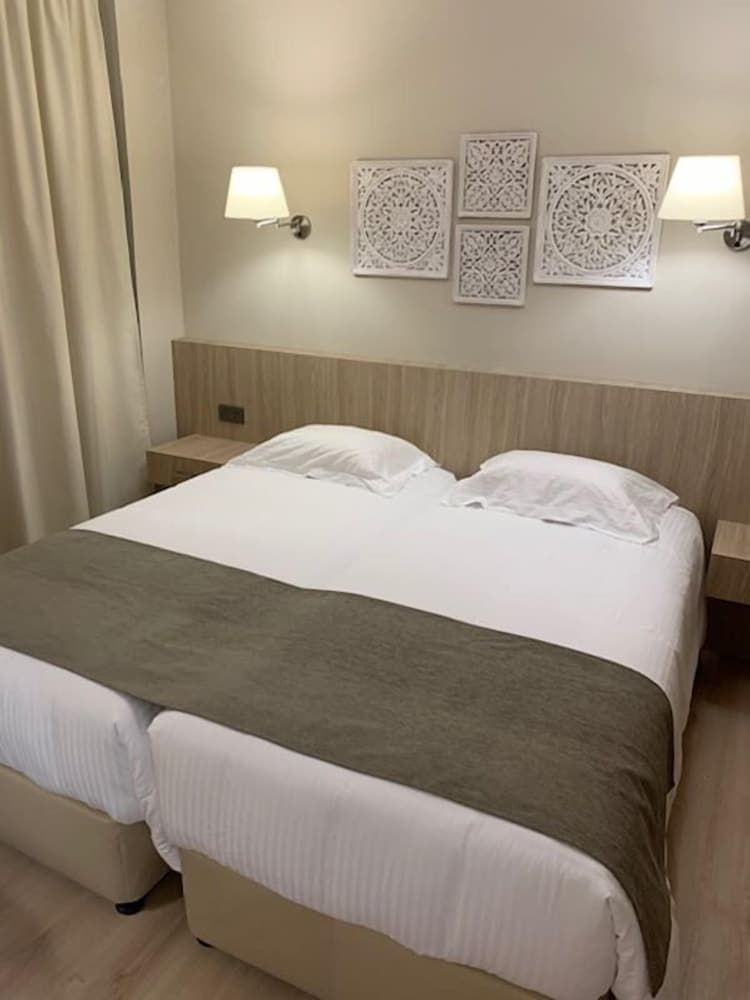 undefined Nautilus Tourist Apartments