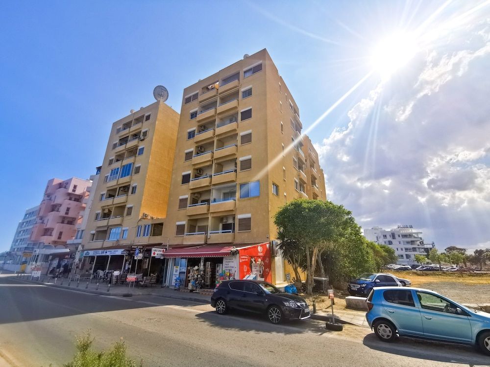 undefined Sea-Esta Seaview Apartment 3