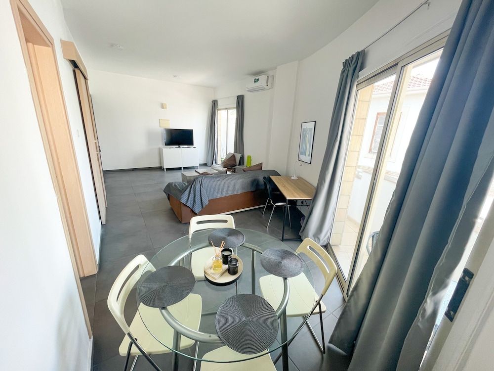 undefined High Speed Holiday Apartment 8