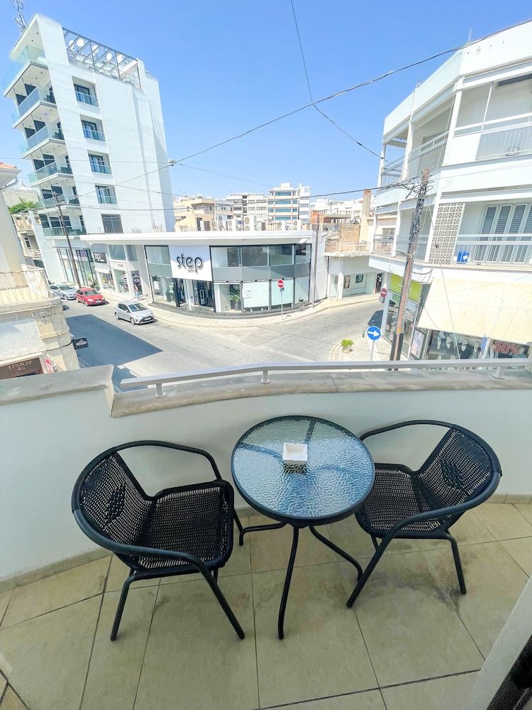 undefined High Speed Holiday Apartment 2