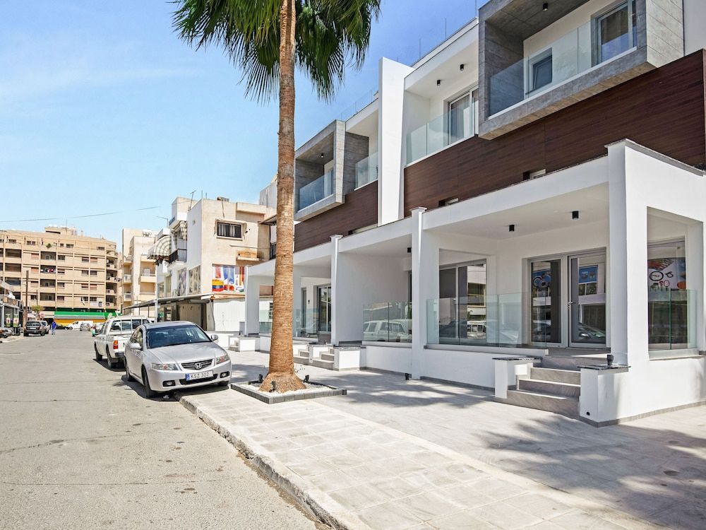 undefined Sanders Crystal - Neat 1-bdr Apt w City View 3