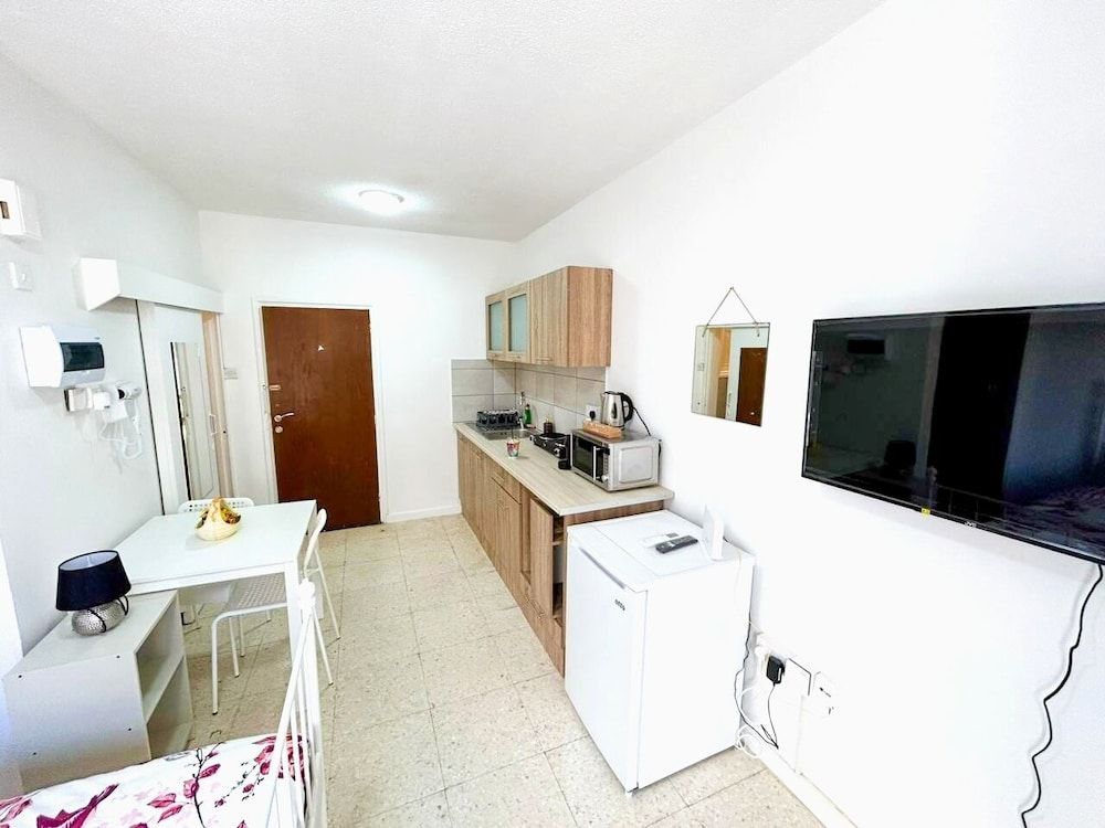undefined Central Comfort Studio 5