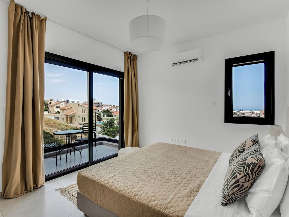 Apartment, 2 Bedrooms, Balcony, City View