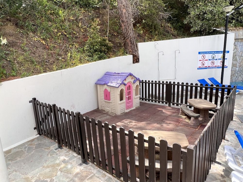 Children's Play Area