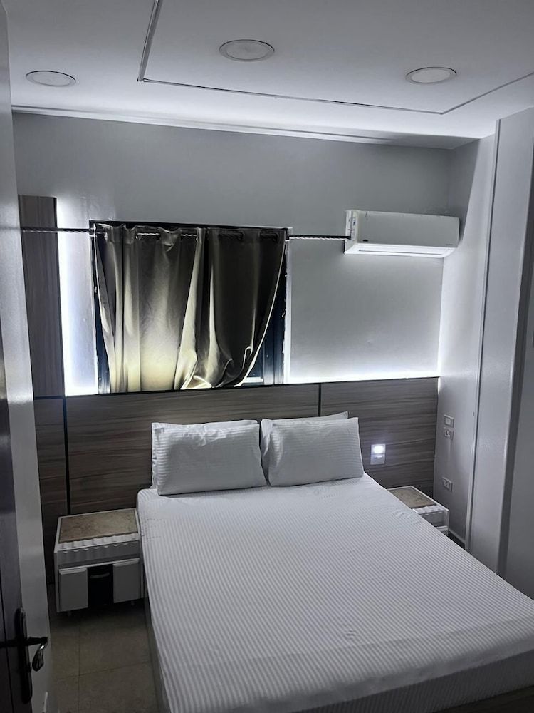 Abdeen Palace Hotel Deluxe Double Room, 1 Bedroom, City View 20