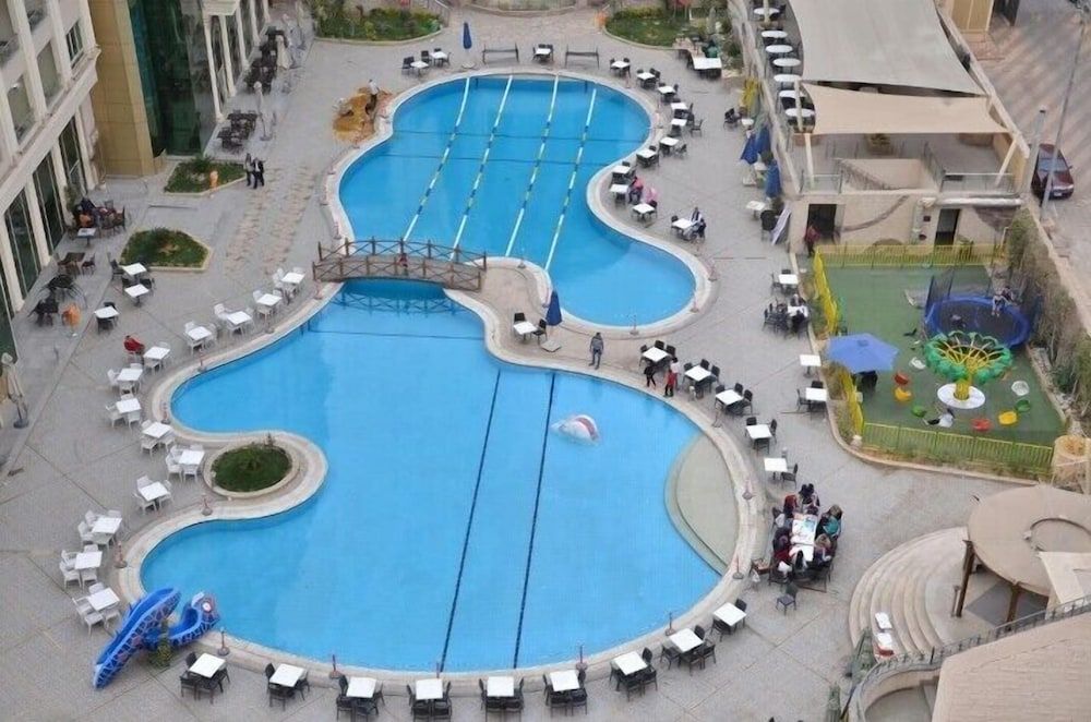 Chain Luxe Paradise Hotel Standard Room Egyptian only 4