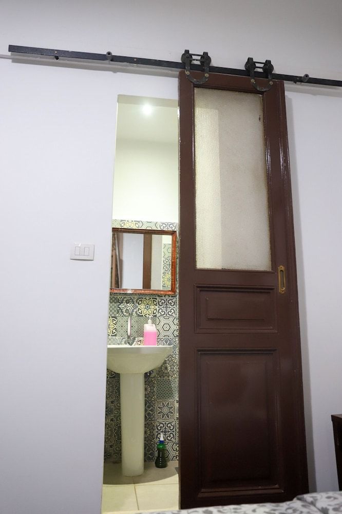 Cairo international Hostel Downtown Basic Single Room 8