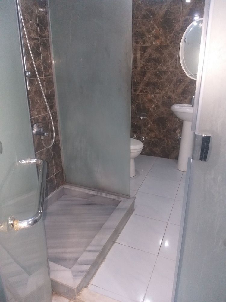 undefined Gardenia Hotel 8