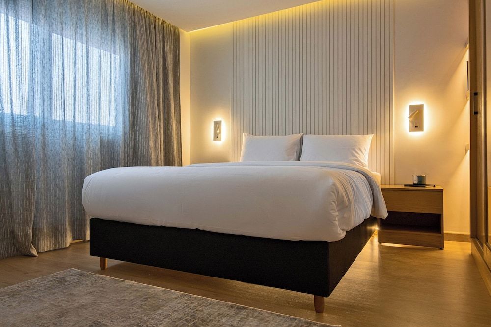 Parkside Boutique Furnished Apartments