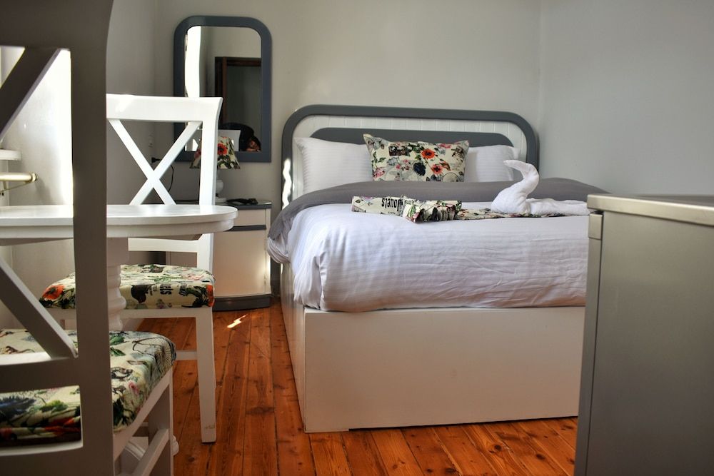 columbia sky city Double Room, 1 Queen Bed 2