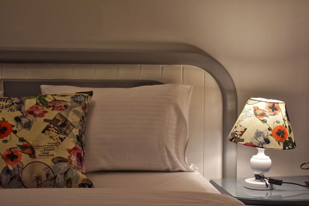 columbia sky city Basic Double Room, 1 Queen Bed