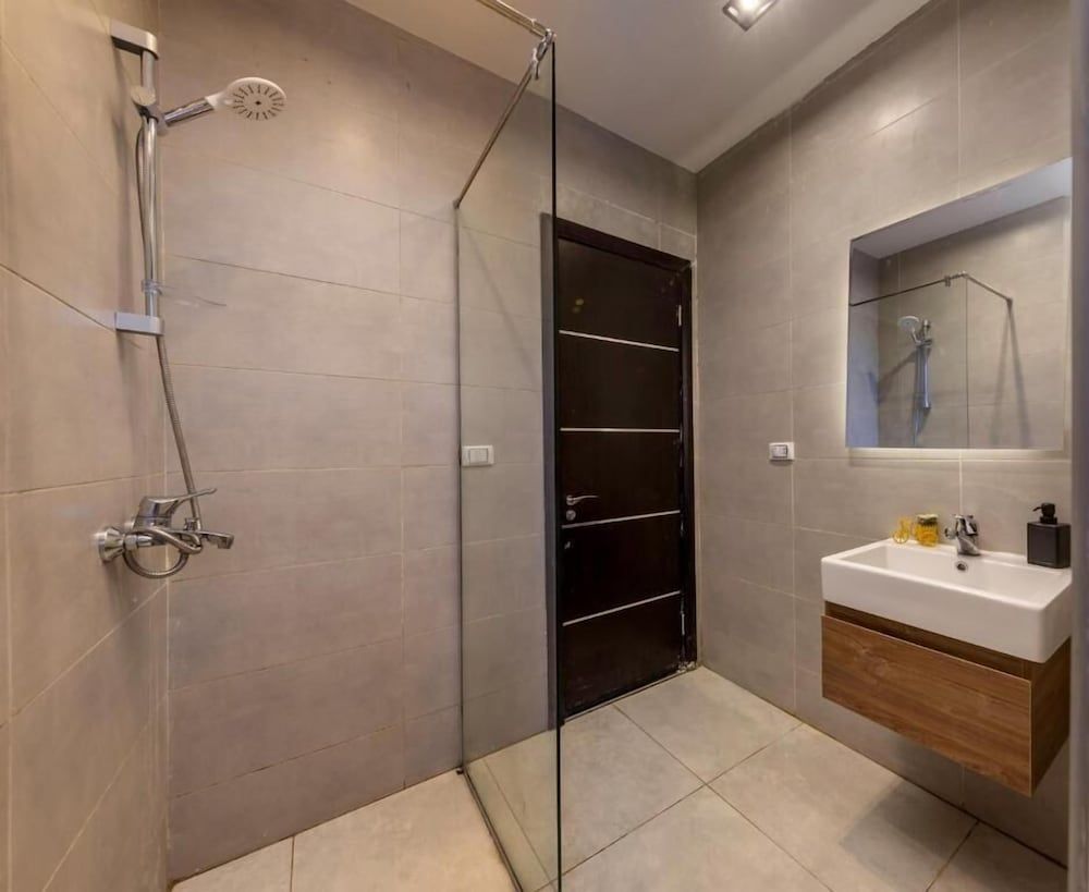 undefined Travelholic Residence Golden Gates 9