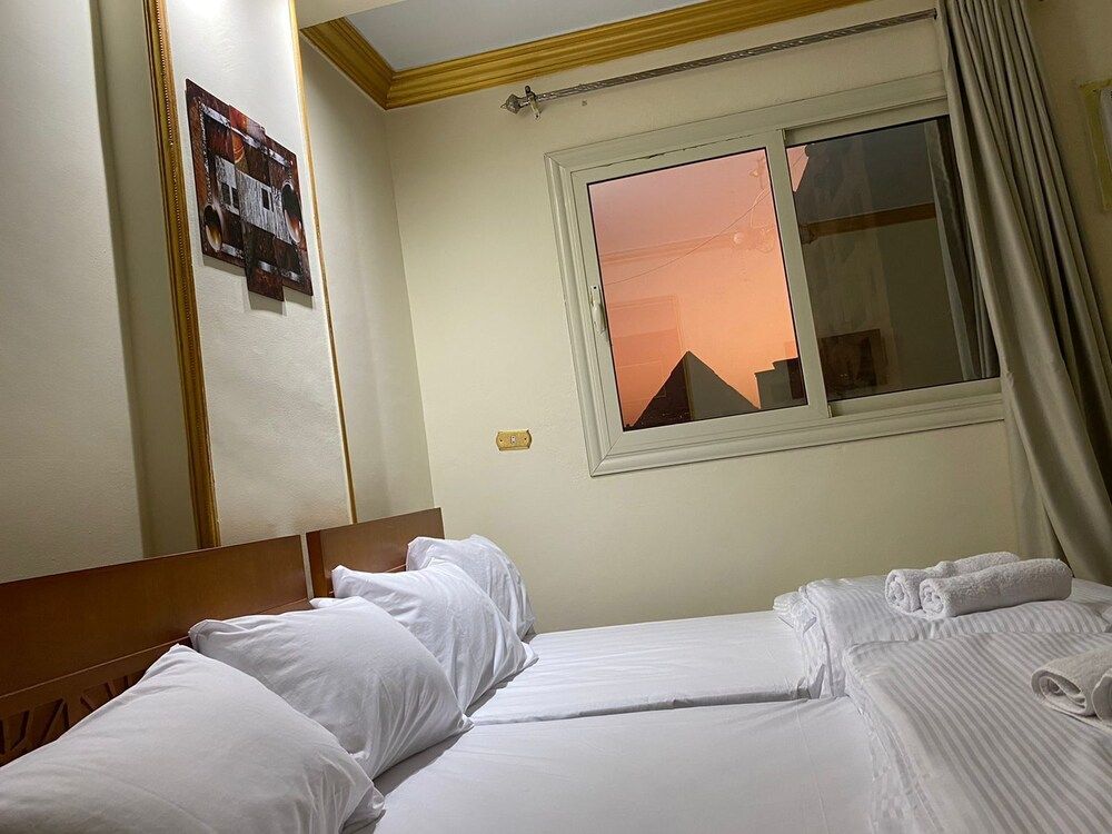 undefined Asma Pyramids View 3