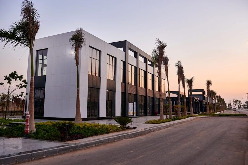 undefined Casa De Elegant 3