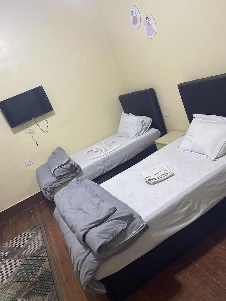 Hotel New One Basic Double or Twin Room, 2 Twin Beds 2
