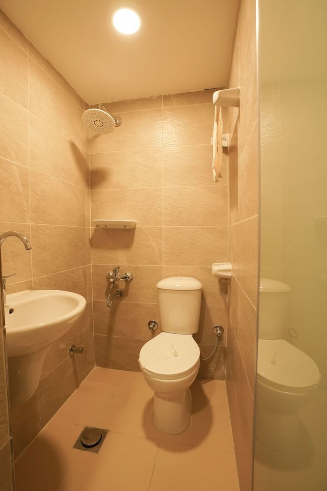 EGY DAYS HOTEL Twin Room, 2 Twin Beds, Private Bathroom 3