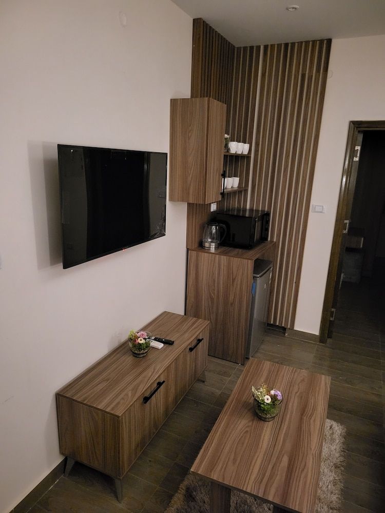 STEPS IN Pyramids View Luxury Triple Room, 1 Bedroom, Non Smoking, City View 19