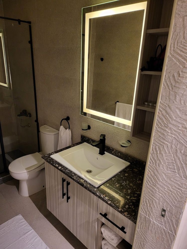 STEPS IN Pyramids View Luxury Triple Room, 1 Bedroom, Non Smoking, City View 11