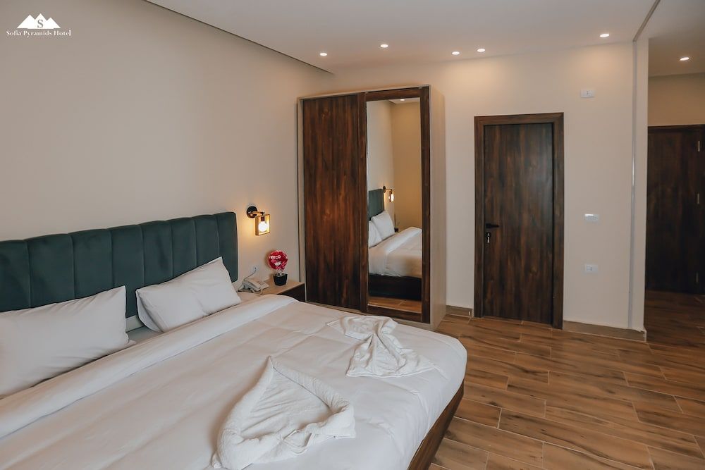 Sofia Pyramids Hotel Standard Double Room 5