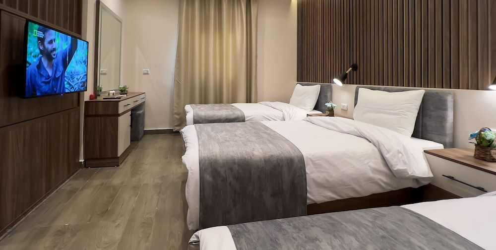 Luxury Twin Room