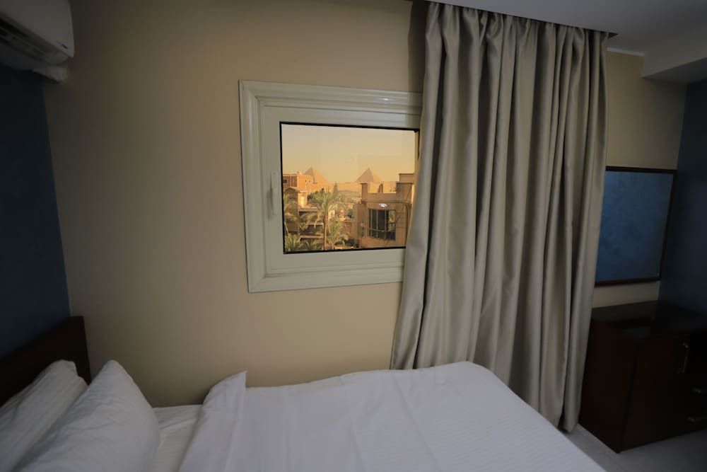 Jewel Grand Museum  Pyramids View Deluxe Double Room