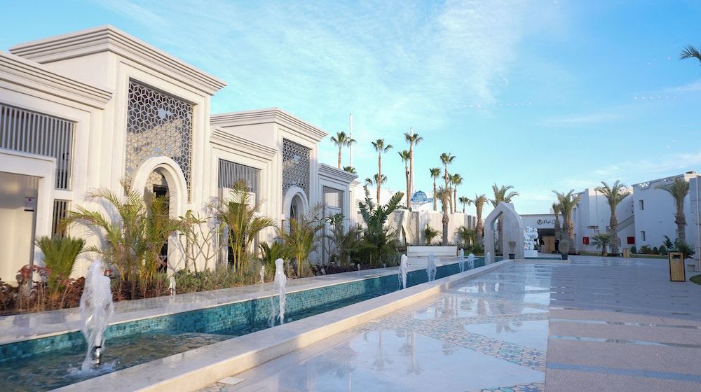 undefined SUNRISE Remal Beach Resort 6