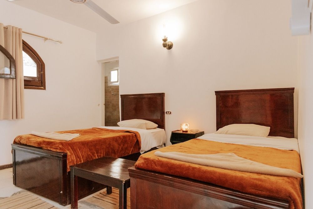 Basic Room, 2 Twin Beds
