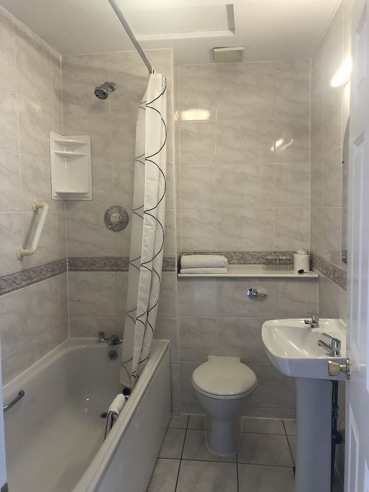 undefined Harvey's Guesthouse 7