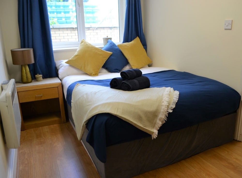 undefined Cozy Modern Bedroom Apartment City L1 5